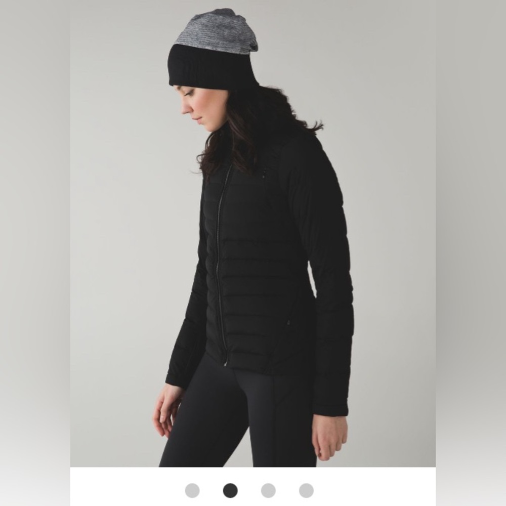 Lululemon run with me toque beanie black EUC